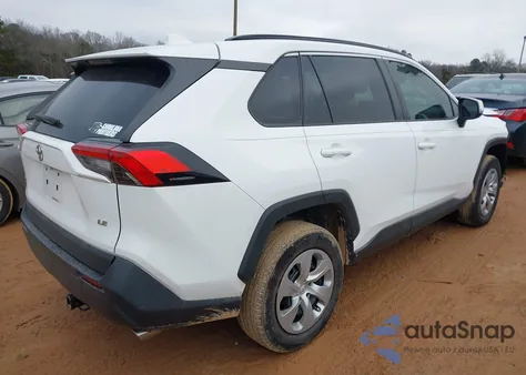 2021 Toyota Rav4 Le z USA, uszkodzony, nr VIN 2T3K1RFVXMC116967
